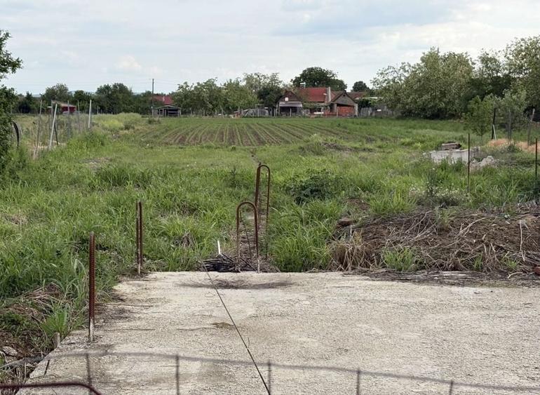 Teren de 2169 mp, în Ohaba-Forgaci