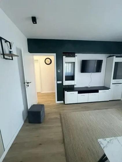 Apartament 2 camere de inchiriat Brown Residence, Sector 4 Loc de parcare si boxa incluse. - 4