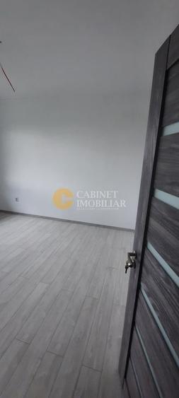 Casă individuală cu 4 camere cu Canalizare în Valea Adâncă