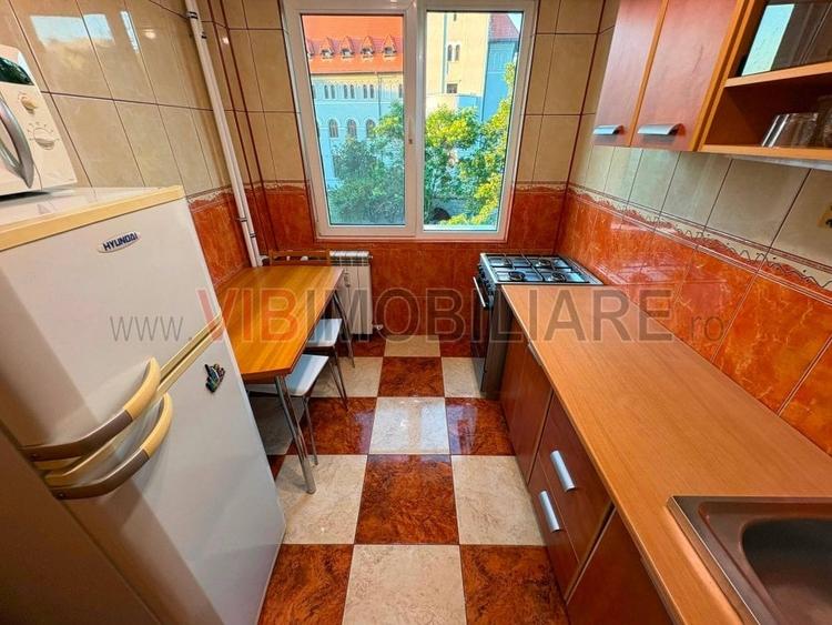 Apartament cu 2 camere decomandat în Basarab