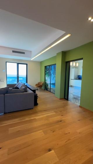 Apartament cu 5 camere decomandat în Central