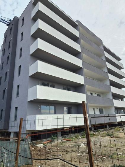 Apartament cu 2 camere decomandat în Theodor Pallady