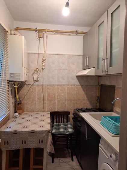 Inchiriez apartament 2 camere - 2