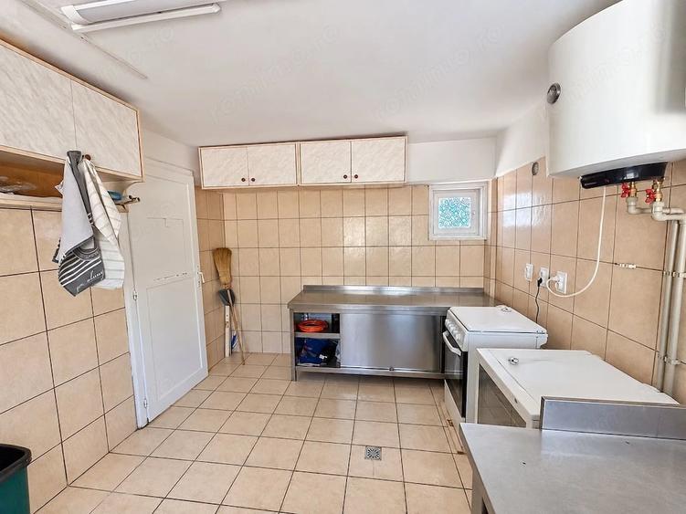 Spațiu comercial, de 140 mp, în Subcetate