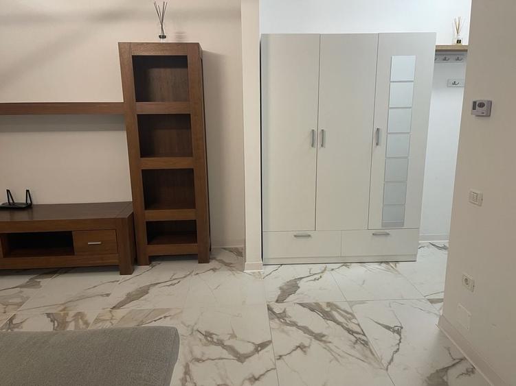 Apartament cu 2 camere decomandat în Sânmartin