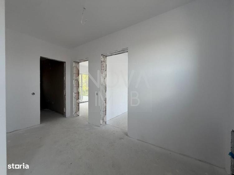 Casă cu 3 camere cu Teren 300 Mp în Central