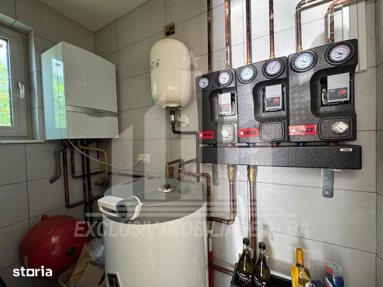 Casă cu 6 camere cu Teren 995 Mp în Central