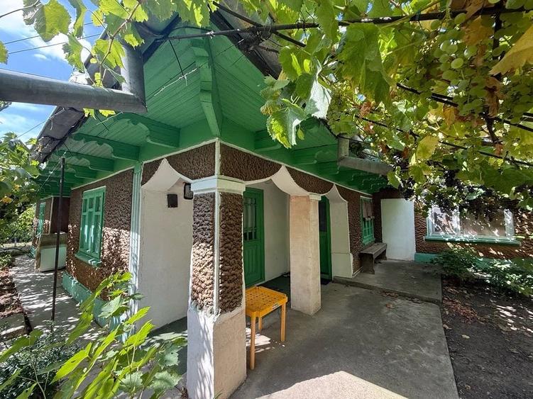 Casă cu Teren 1300 Mp în Cuca