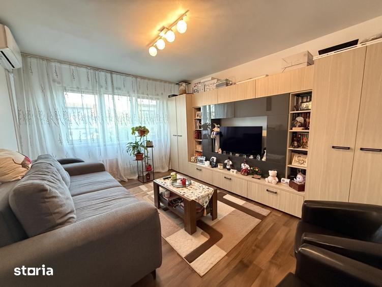 Apartament cu o camera, decomandat, etaj 4 din 5, boxa proprie - Sagul - 2
