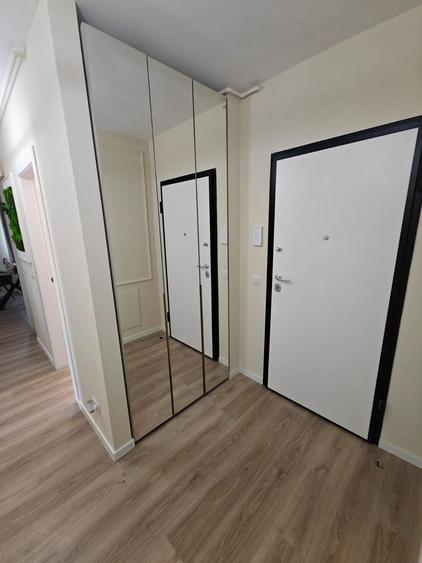 Apartament cu 3 camere decomandat în 13 Septembrie