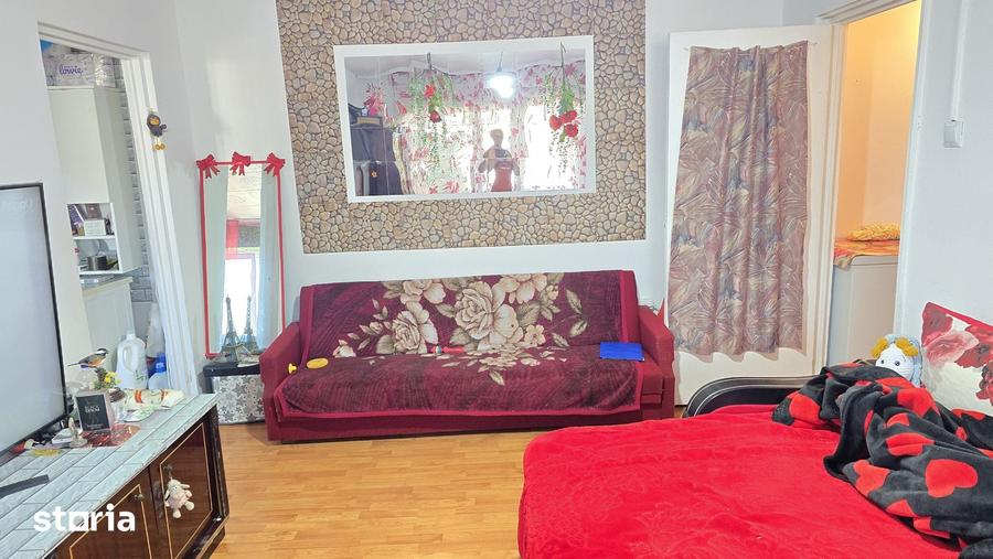 Apartament cu 2 camere semidecomandat în Central