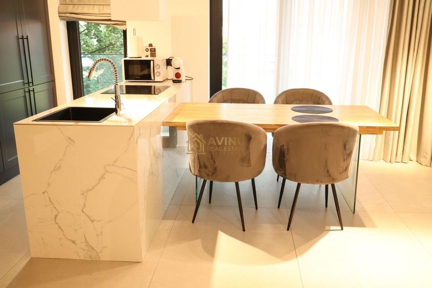 Apartament cu 3 camere decomandat în Domenii