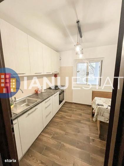 Apartament cu 2 camere decomandat în Berceni