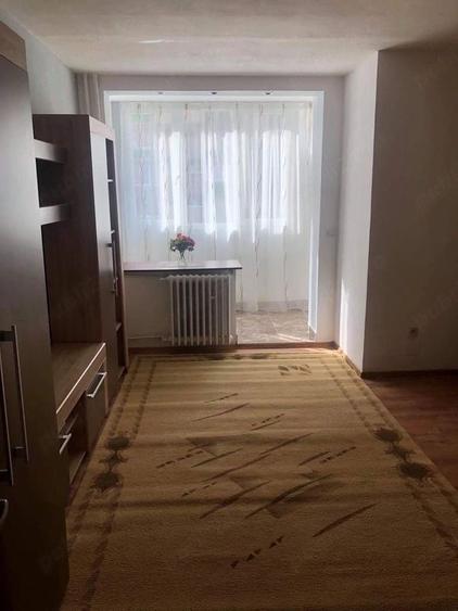 Garsonieră decomandată, mobilată în Mănăștur