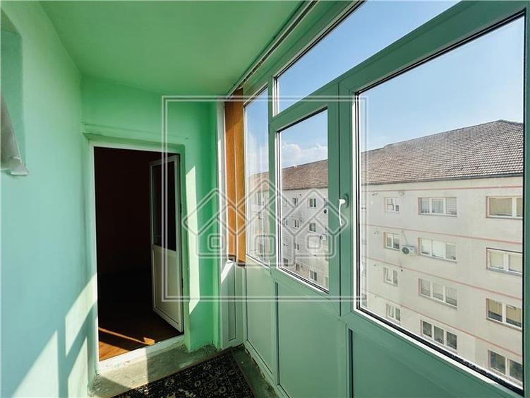 Ap decomandat, 3 camere, 2 balcoane - Zona Turnisor - 15