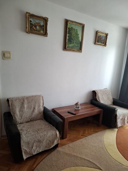 Apartament cu 2 camere decomandat în Exterior Vest