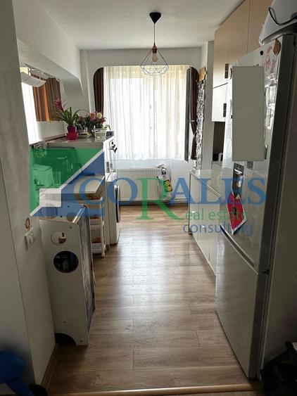 Apartament cu 4 camere decomandat, mobilat în Circumvalațiunii