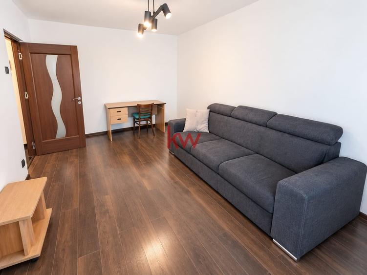 Apartament cu 2 camere decomandat, mobilat în Hala Centrală