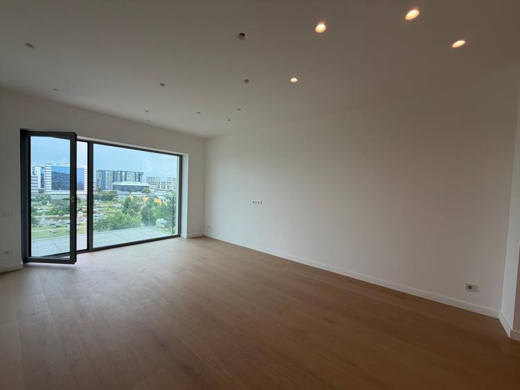 Apartament cu 2 camere decomandat în Aviației
