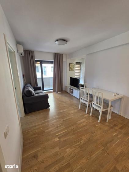 Apartament cu 3 camere în Grivița