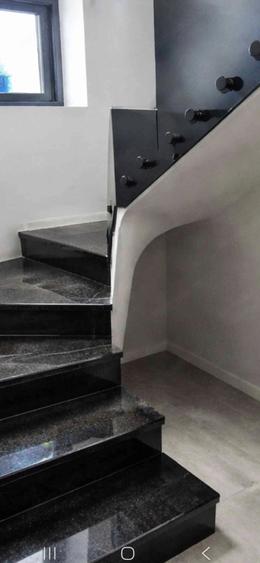 Casă cu Teren 180 Mp în Tineretului