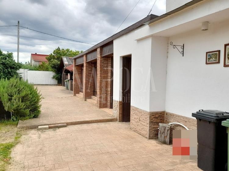 Casă individuală cu 5 camere cu Canalizare în Sânmartin