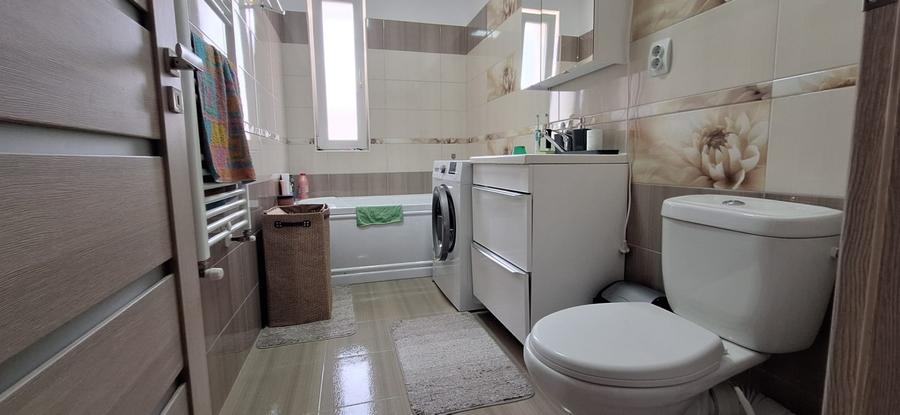 Apartament cu 2 camere decomandat, mobilat în Girocului