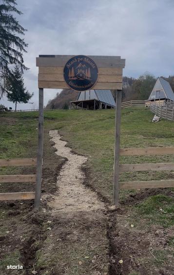 Casă cu 2 camere cu Teren 400 Mp în Dâmbovicioara