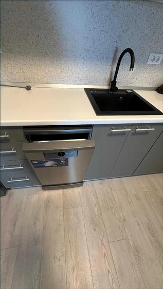 Apartament cu 2 camere decomandat în Politehnica