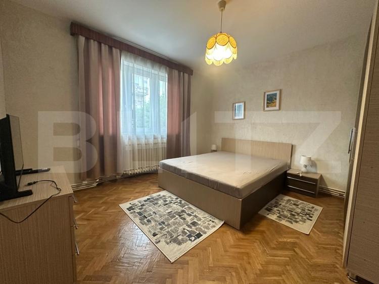 Apartament cu 3 camere decomandat, mobilat în Kogălniceanu