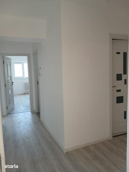 Apartament cu 3 camere decomandat în Militari