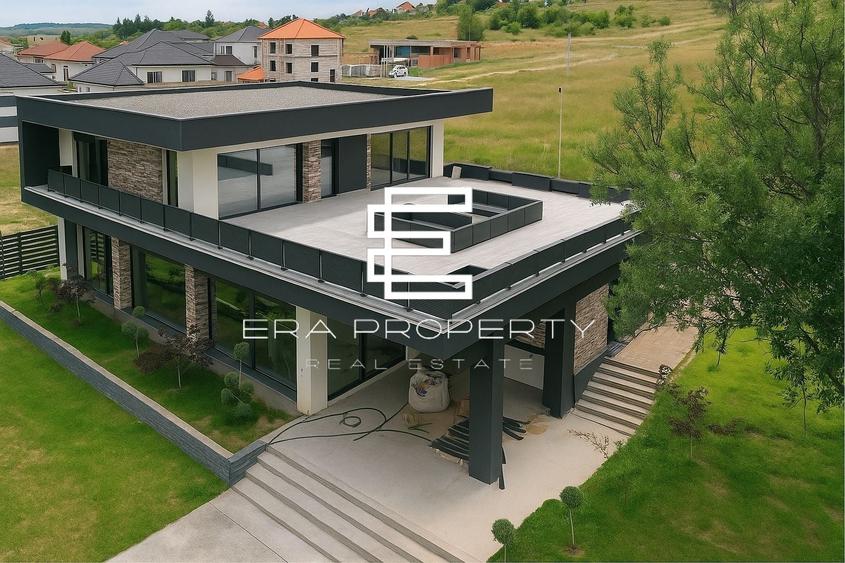 Casă individuală cu 5 camere cu Piscina în Sud-Est