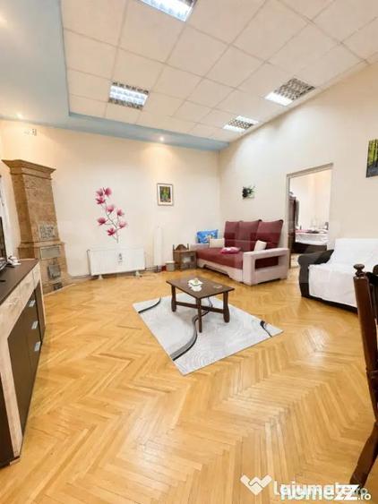 Apartament elegant cu 3 camere, situat ultracentral, la etaj - 4