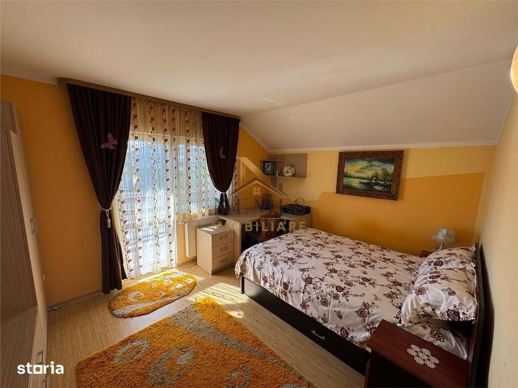 Casă cu 4 camere în Central