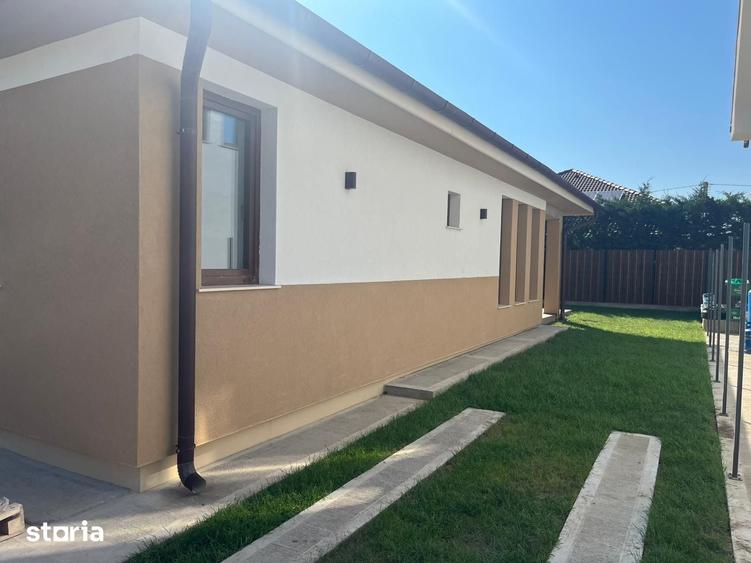 Casă cu 3 camere cu Teren 300 Mp în Sânmartin