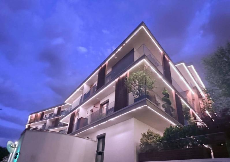 Apartament cu 3 camere decomandat, mobilat în Pipera