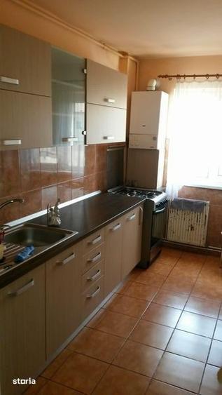 Apartament cu 2 camere decomandat, mobilat în Ștrand