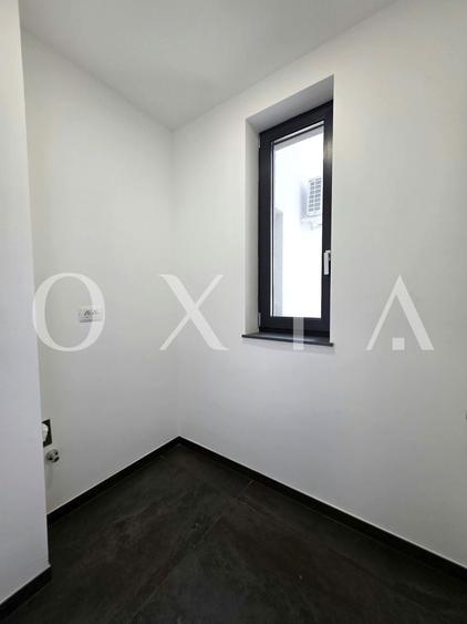 Apartament cu 2 camere semidecomandat, mobilat în Dumbrăvița