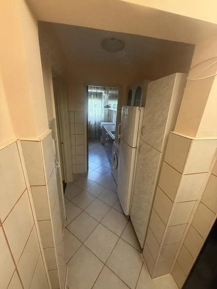 Apartament cu 2 camere semidecomandat în Brâncoveanu