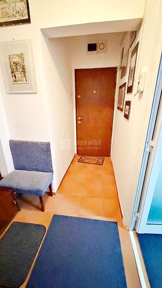 Apartament cu 3 camere decomandat, mobilat în Central