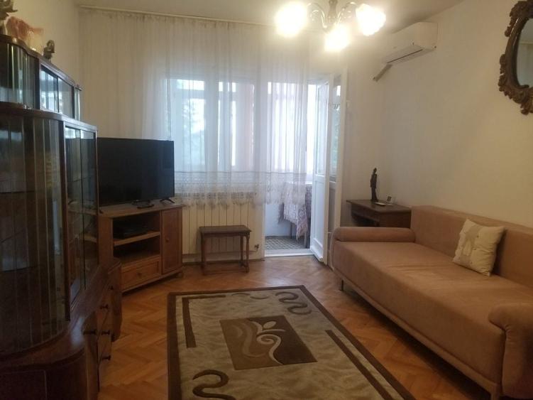 Apartament cu 2 camere semidecomandat în Beba Veche