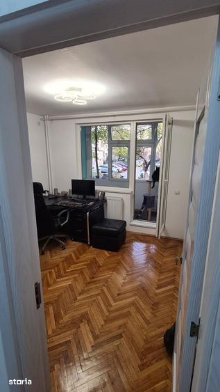 Apartament cu 3 camere în Obor