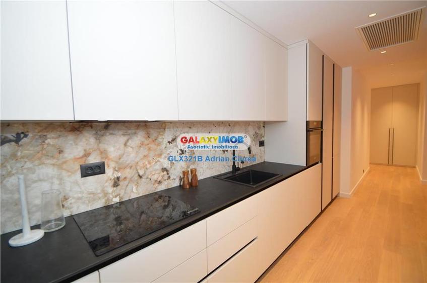 Apartament cu 3 camere decomandat în Herăstrău