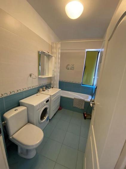 Apartament cu 2 camere decomandat în Luminiș