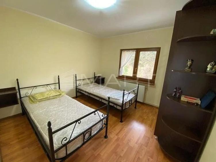Apartament cu 3 camere decomandat în Județean