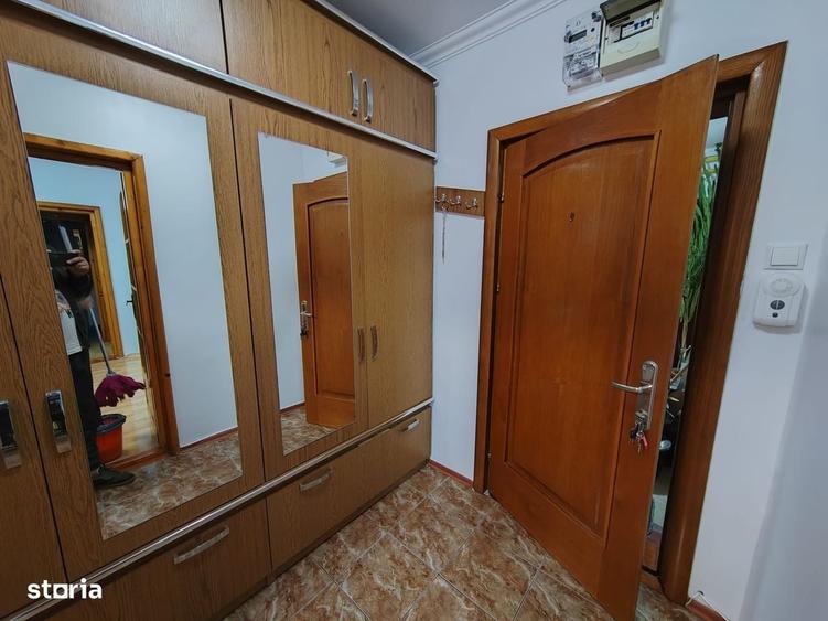 Apartament cu 2 camere decomandat în George Enescu