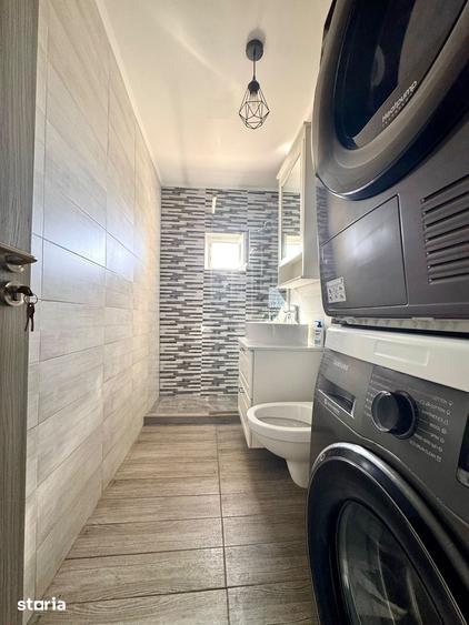 Apartament cu 3 camere semidecomandat în Dâmbovița