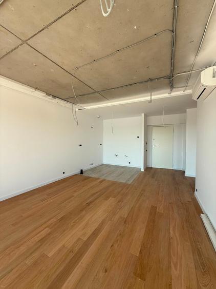 Apartament cu 2 camere semidecomandat în Colentina