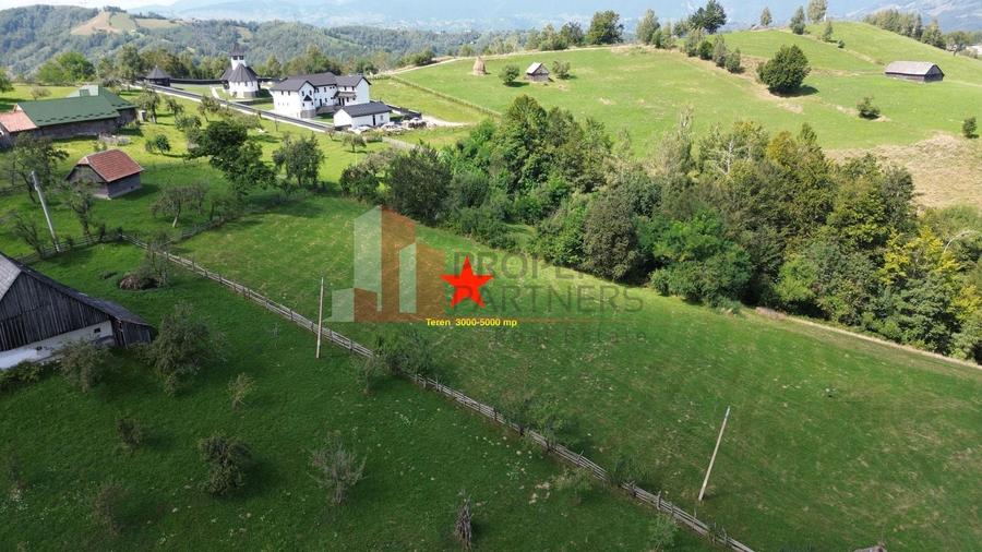 Teren Construcții intravilan de 3000 mp, în Bran