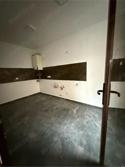 Casă cu Teren 250 Mp în Central
